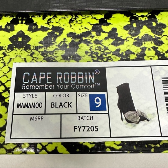 ✨ Cape Robbin Mamamoo Rhinestone Bow Booties – Size 9 - Picture 9 of 9